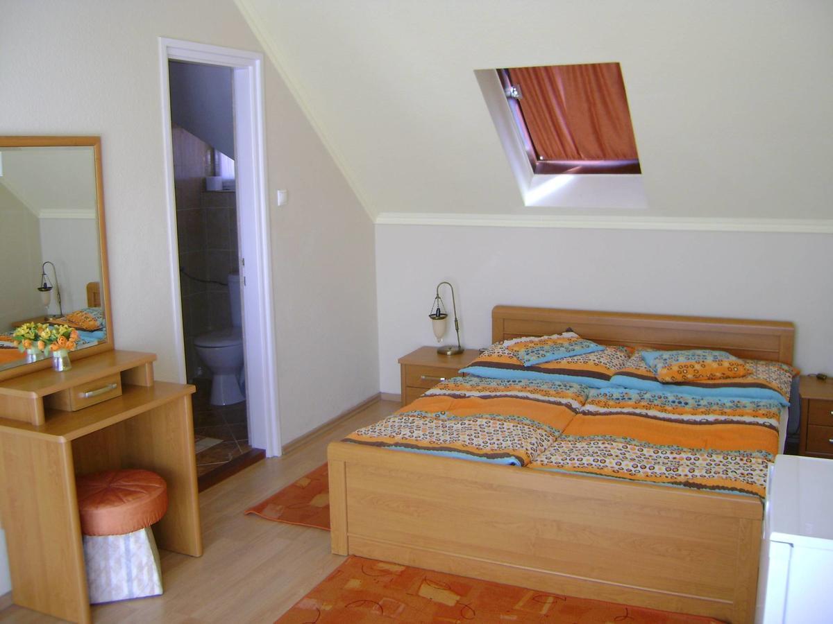 Villa Mikes Siofok Ngoại thất bức ảnh